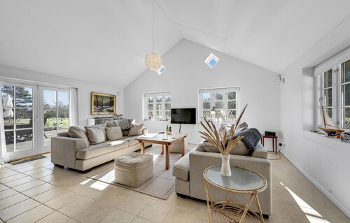 Fantastisches Haus mit 4 Schlafzimmern.