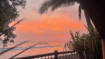 Beach nearby, beach towels