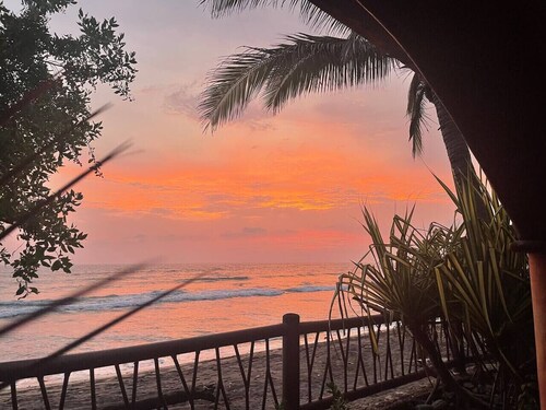 Saladita Beachfront, Pool, Walk to Surf