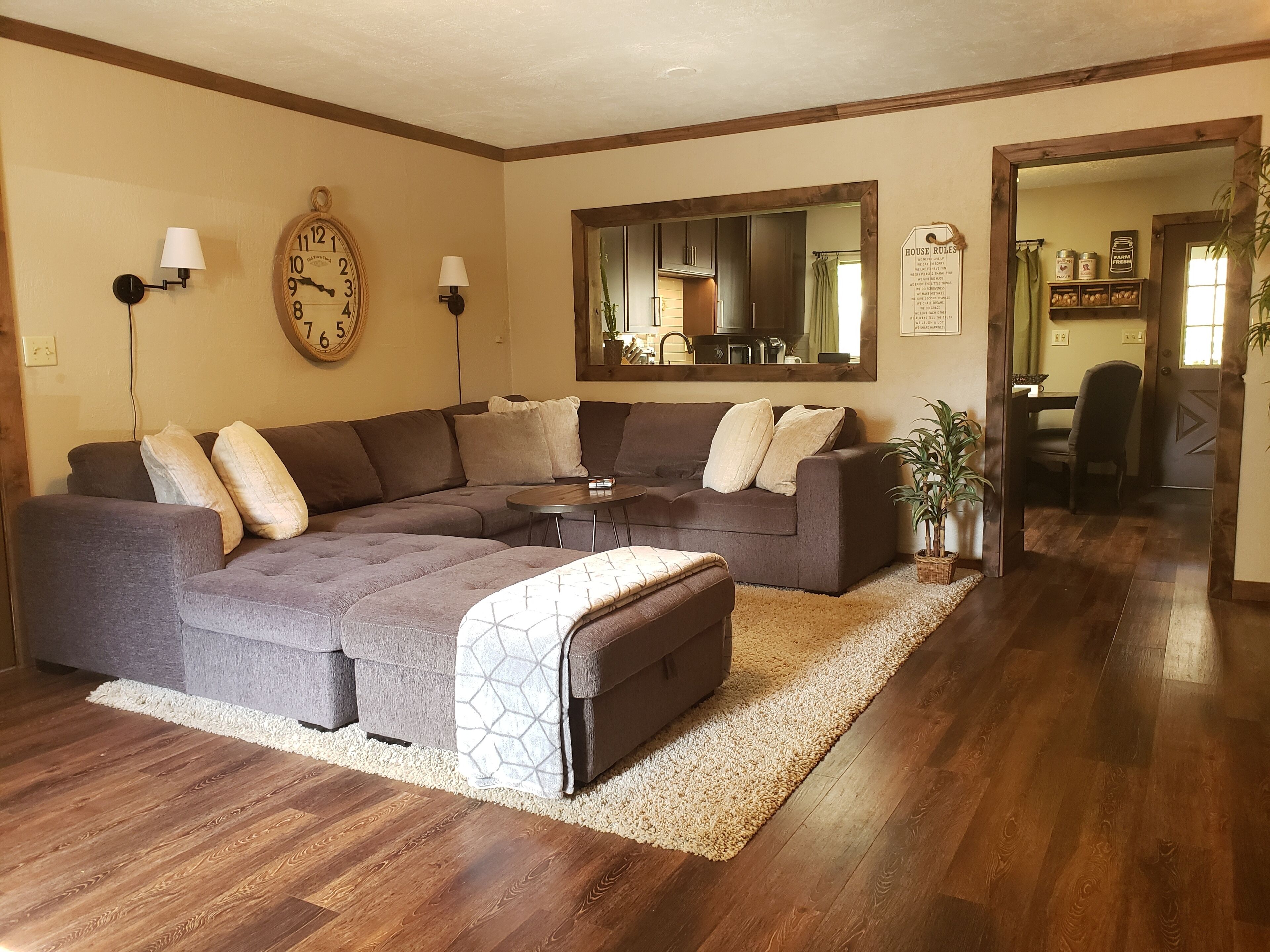 Smart TV, fireplace, DVD player, books