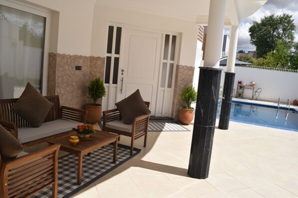 Property grounds - Amazing villa with a beautiful swimming pool (Oujda)