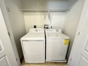 Interior - Myrtlewood Villa: Private Pool/Spa, Resort Access! (Champions Gate)