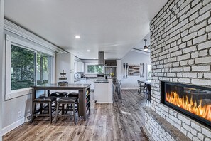 Dining - Lake Escape w/ Private Dock & Spa-like amenities (Iron Mountain)