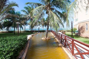 Apartment | Property grounds - Apart na Praia do Cumbuco por carpediem (Caucaia)