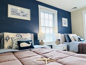 Premium Room, 2 Single Beds, Non Smoking, Shared Bathroom