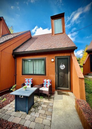 Terrace/patio - Peaceful 2BR Cabin - Davis • Thomas • Canaan • Timberline Ski-Hike-Ride in WV! (Davis)