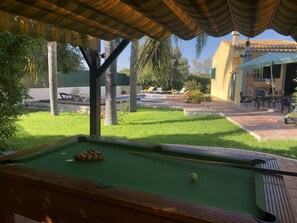 Outdoor dining - Rustic Villa with pool near Olhao (Moncarapacho)
