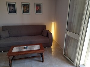 TV, stereo