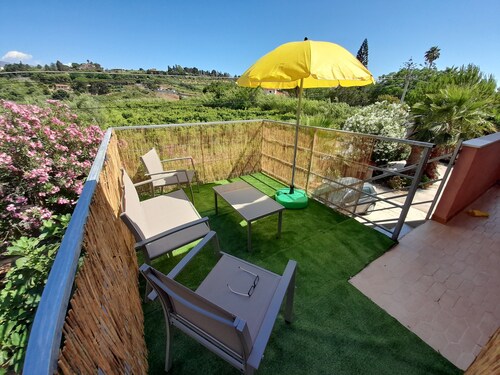 Margherita's nest by the sea-Sleeps 3-Pet friendly
