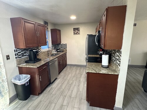Orlando Vacation homeAway near Universal with hot/tub