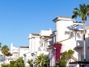 Exterior - Banus, Los Naranjos, Fantastic Roof Top! (Nueva Andalucía)