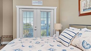 House, Multiple Beds (Sea Breeze Manor) | 4 bedrooms