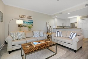 Appartamento, letti multipli, vista spiaggia (Summerhouse 209) | Area soggiorno