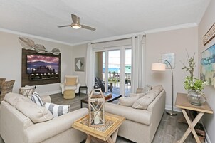 Condo, Multiple Beds, Beach View (Summerhouse 209) | Living area