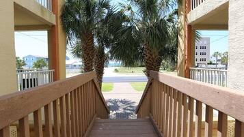 Lägenhet - flera sängar - utsikt mot stranden (Summerhouse 209) | Boendeområde