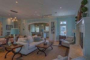 Living area - Moon & Stars (Port St. Joe)