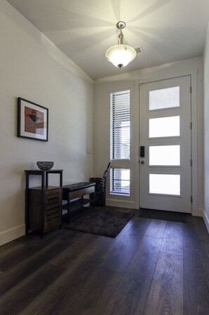 Interior - Modern Newly Built 4BD/3.5 BA Flagstaff House with AC and Game Room (Flagstaff)