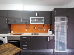 Fridge, microwave, oven, dishwasher