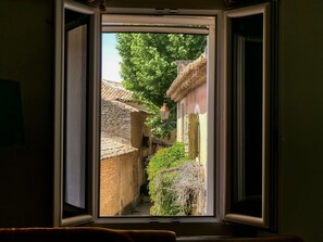 Interior - Jean’s modern village house (Gordes)