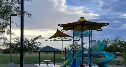 Entire home in beautiful Southwest Las Vegas, NV area!