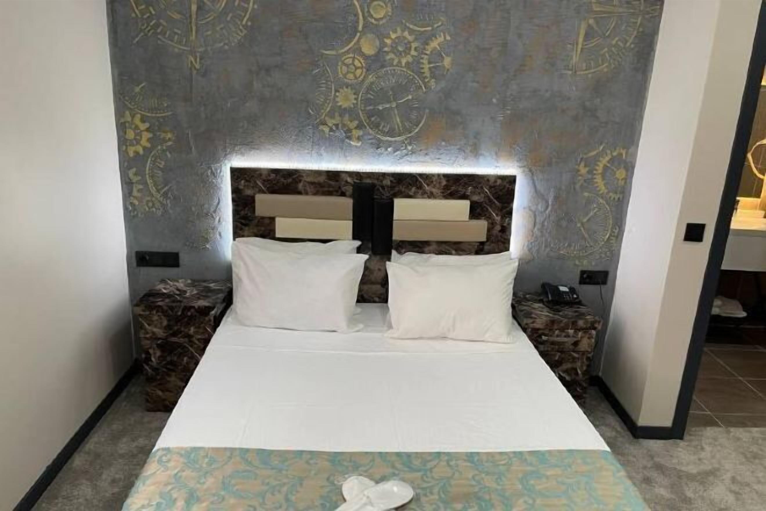 Muebles diferentes, sistema de insonorización y wifi gratis 