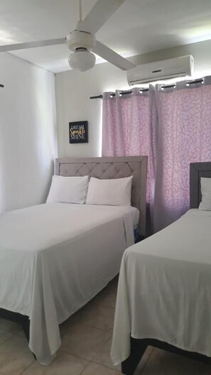1 bedroom, WiFi - Hotel Casa Docia - Comfort Triple Room - 1 (Samaná)