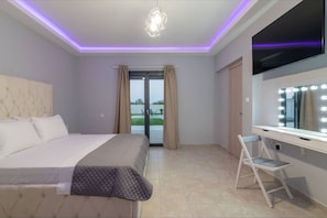 Villa, 3 Bedrooms, Terrace, Garden View | 3 bedrooms