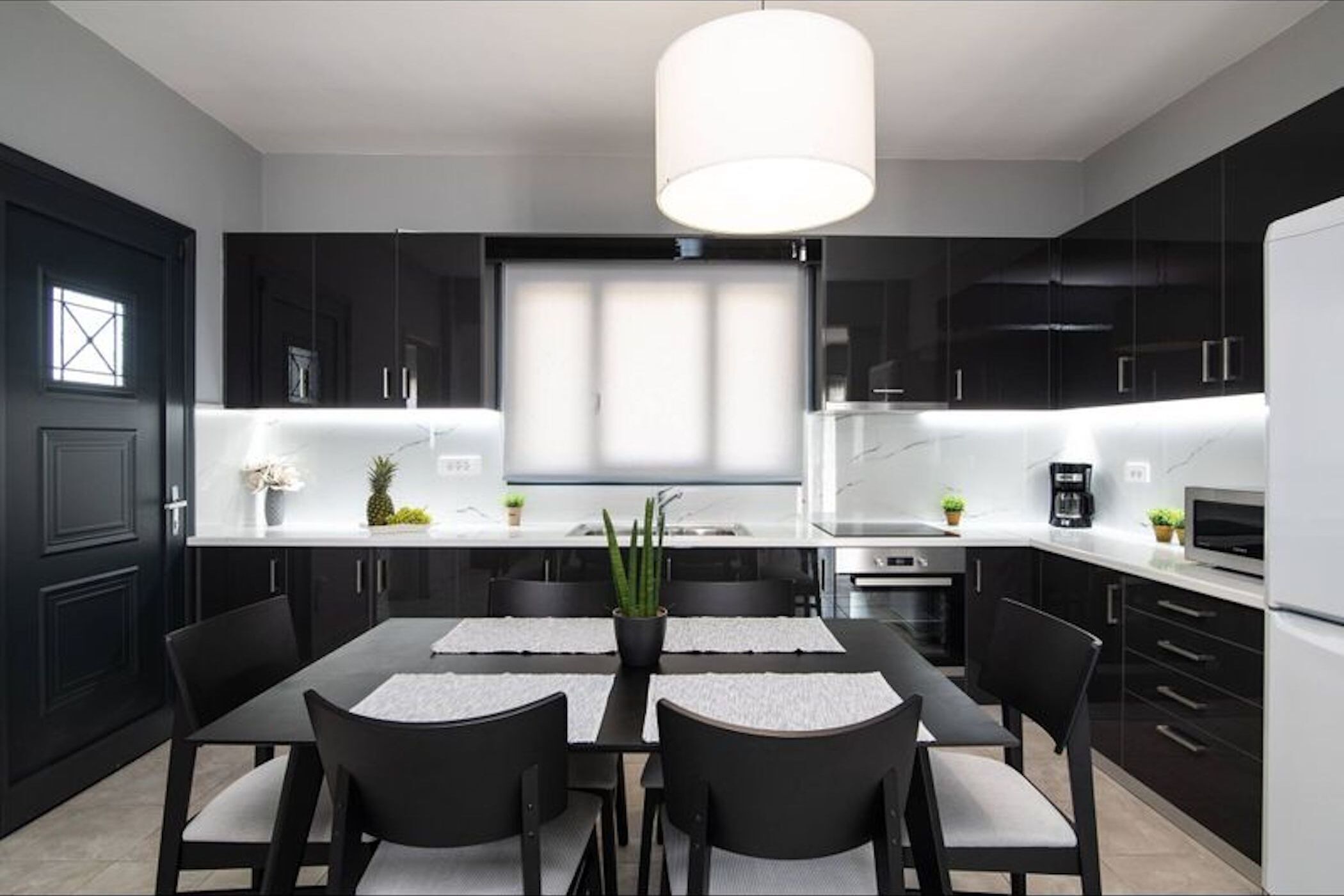 Villa, 3 Bedrooms, Terrace, Garden View | Dining