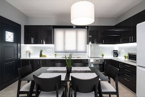 Villa, 3 Schlafzimmer, Terrasse, Gartenblick | Speisen