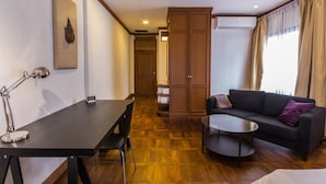 House, 5 Bedrooms, Patio | Interior - Fabulous Dasiri Townhouse With 5 Bedrooms (Bangkok)