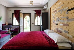 Villa, meerdere slaapkamers, toegankelijk voor mindervaliden, roken | 11 slaapkamers, een strijkplank/strijkijzer