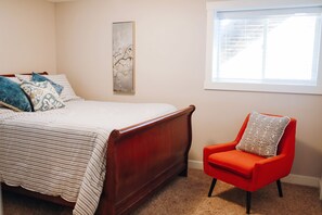 5 chambres, fer et planche à repasser, Wi-Fi, draps fournis