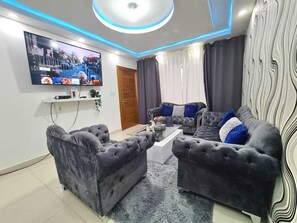 Appartement, 3 chambres, fumeurs, balcon | Salle de séjour
