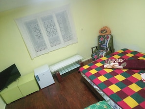 Room, 1 Bedroom, Smoking, Patio | 1 bedroom