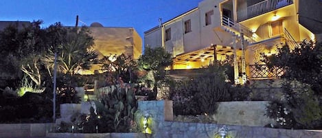 Apartment, 2 Bedrooms, Smoking, Balcony | Balcony