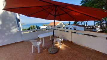 Apartment, 3 Bedrooms, Smoking, Patio | Terrace/patio