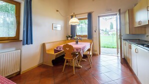 Chalet, 1 makuuhuone, esteetön, tupakointi sallittu | Sisätilat