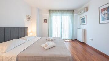 Villa, 5 Bedrooms, Accessible, Balcony | 5 bedrooms, iron/ironing board, bed sheets