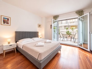 Villa, 5 Bedrooms, Accessible, Balcony