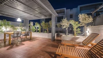 Vila, 5 kamar tidur, akses difabel, balkon | Teras/patio