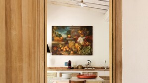 Vila, vários quartos, piscina particular, vista para o jardim | Sala de jantar