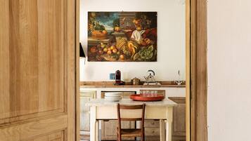 Villa, camere multiple, piscina privata, vista giardino | Sala da pranzo