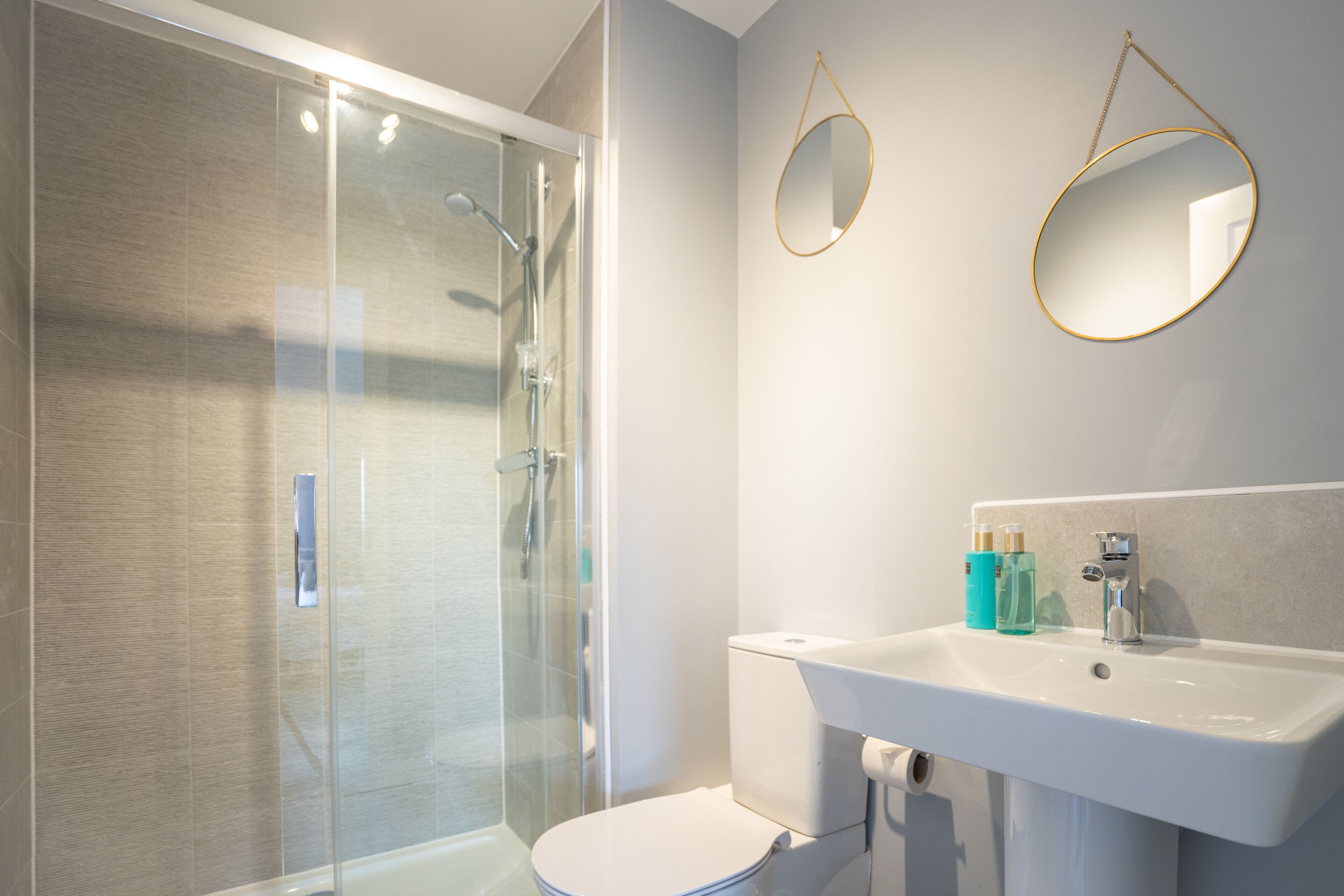 House, 5 Bedrooms, Garden View | Bathroom | Soap, shampoo