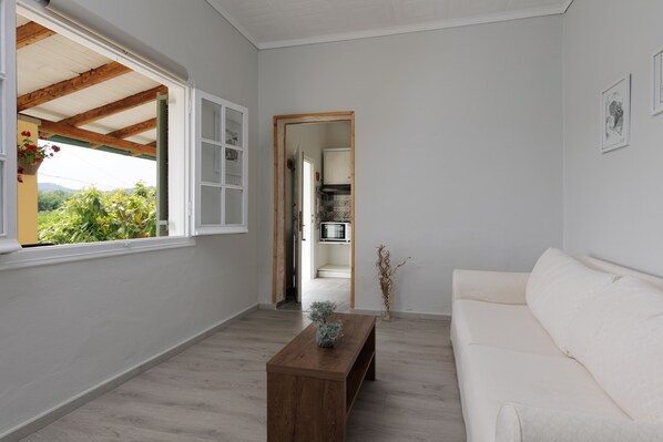 Cottage | Living room - Cottage in the Nature by Konnect, Agios Markos (Corfu)