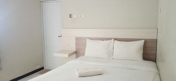 Standard Room - Bumi Banyu Bening Syariah by ecommerceloka (Surabaya)