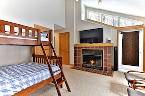 Room - The Woods by Killington Vacation Rentals - 3 Bedrooms (Killington)