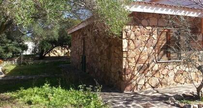 villa with garden and parking near the Cinta