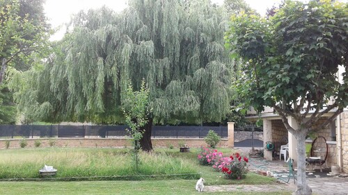 Appartement au Calme Dans un Parc Ombragé