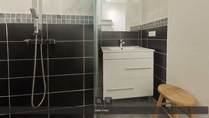 Unclassified image, 4 of 15, button - New house 3 bedrooms in St-Pierre-d'Oléron, pets allowed, parking, near beach (Saint-Pierre-d'Oléron)