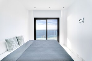 2 bedrooms, iron/ironing board, free WiFi - DRIVE 79 2 Bedrooms Apartments (Benidorm)